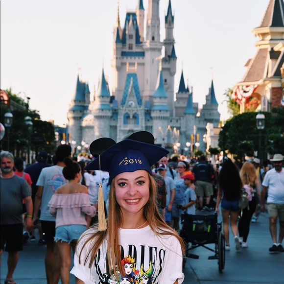 Meet your Posher, Macie - Picture 2 of 5